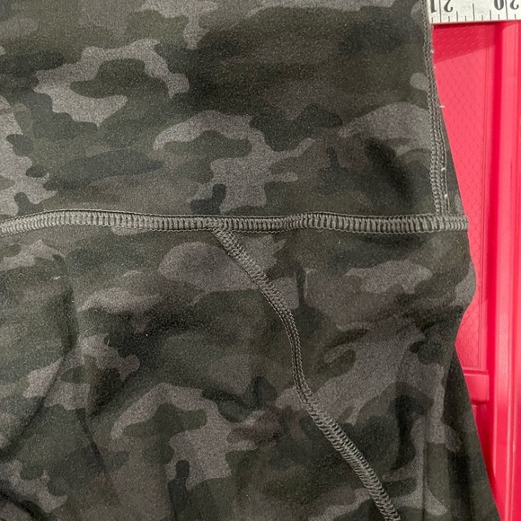 Fablectics  Camo Print Leggings medium Fabletics. So soft , comfy too - Picture 9 of 9